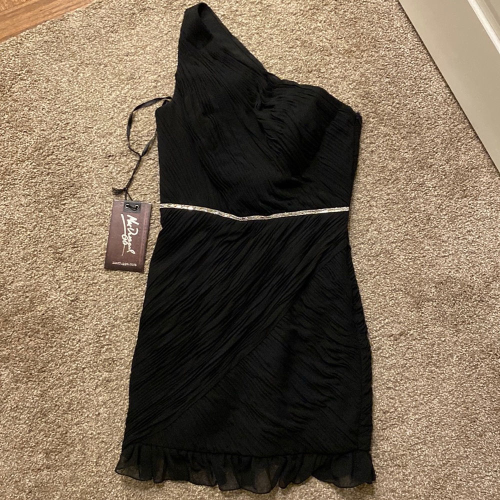 New! Mac Duggal Dress